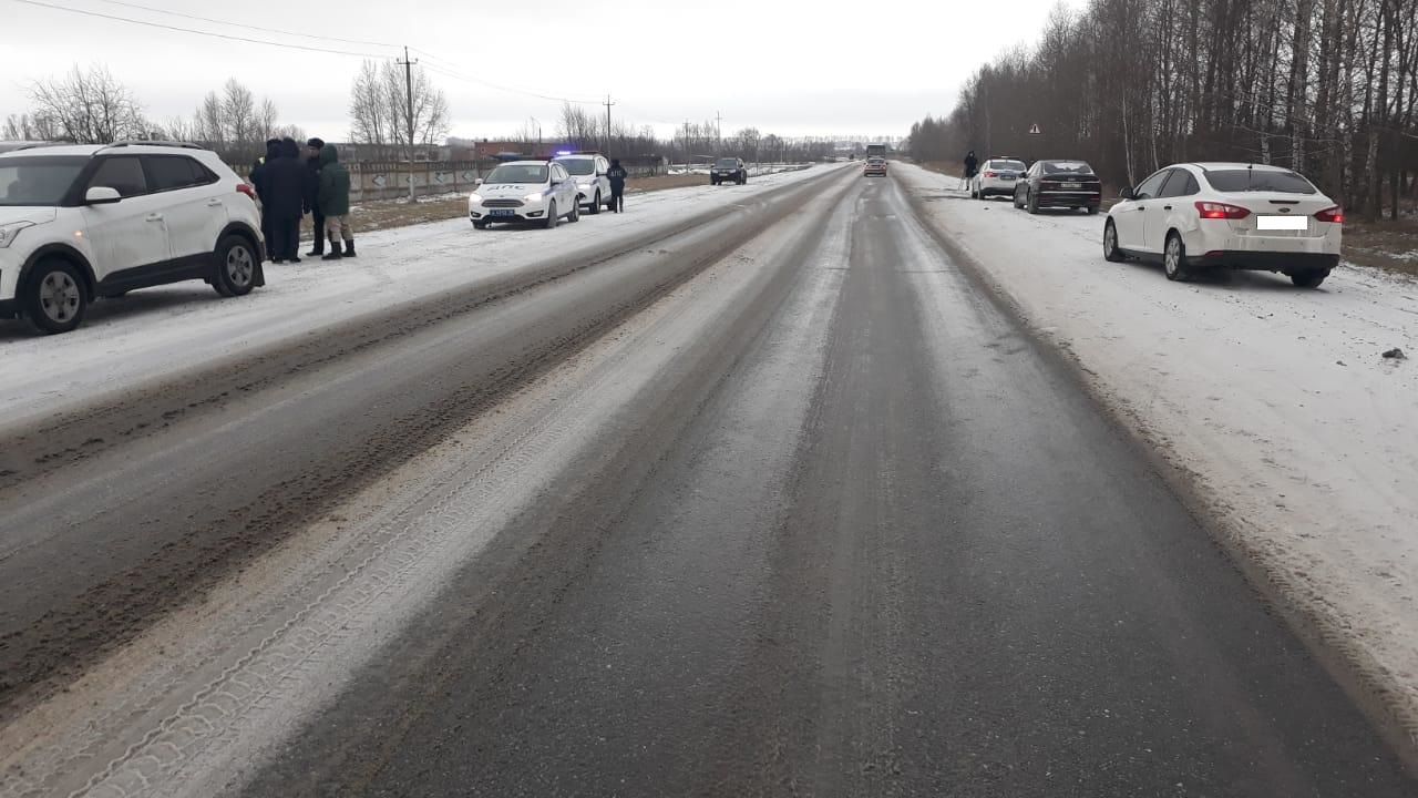 В Татарстане погиб водитель бетономешалки, опрокинувшейся в кювет |  09.12.2021 | Набережные Челны - БезФормата