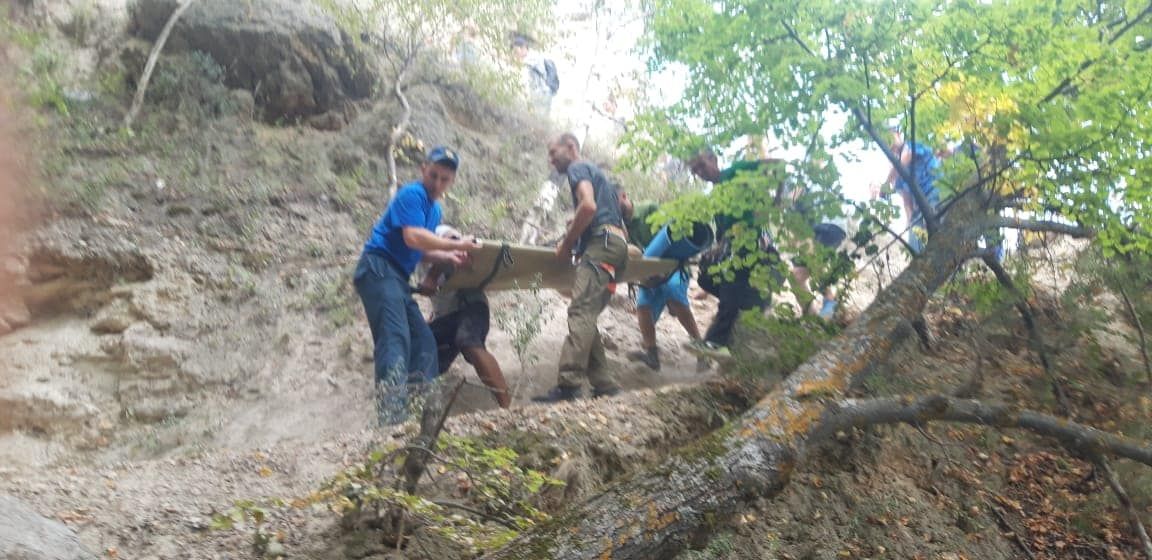 В Татарстане женщина сорвалась со скалы и погибла