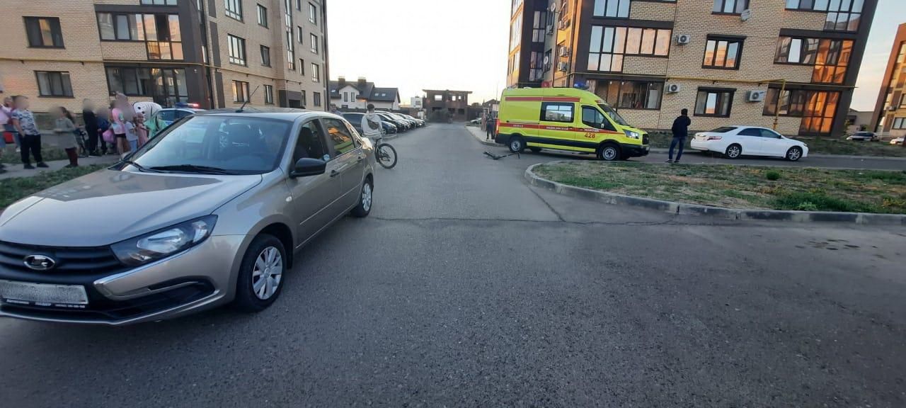 В Набережных Челнах трое детей попали под машины за один день