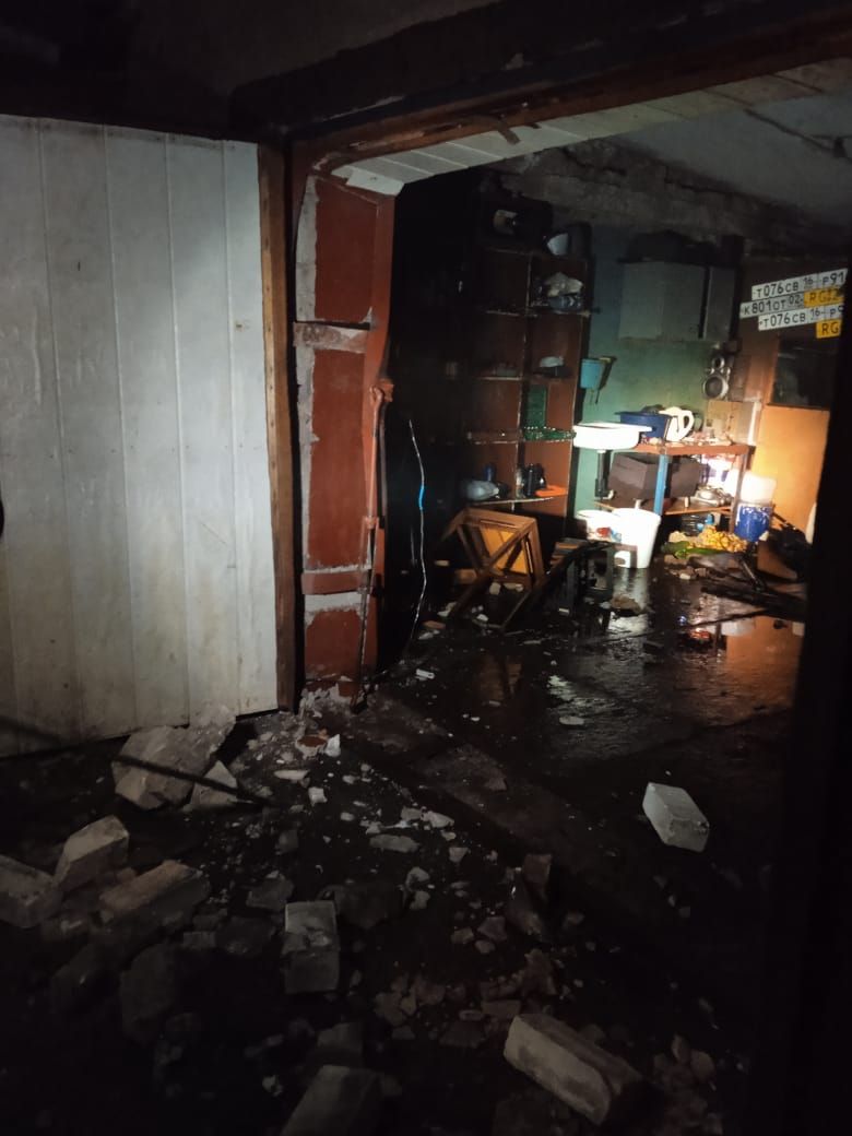 В Татарстане в результате взрыва газа в гараже пострадали три женщины