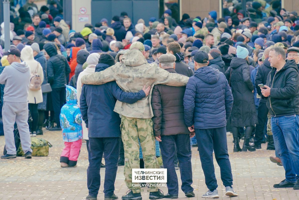 Новости наб челнов сегодня последние свежие события. События в Набережных Челнах. Татарстан люди. Мобилизация в Чечне. Нижнекамск проводили мобилизованных.