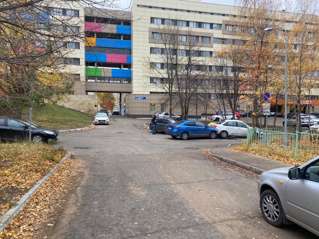 В Челнах в аварию попал автомобиль с младенцем в салоне | 19.10.2023 |  Набережные Челны - БезФормата