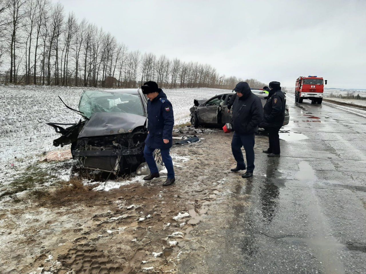 Навстречу смерти: в Татарстане в жутком ДТП погибла 13-летняя девочка |  30.10.2023 | Набережные Челны - БезФормата