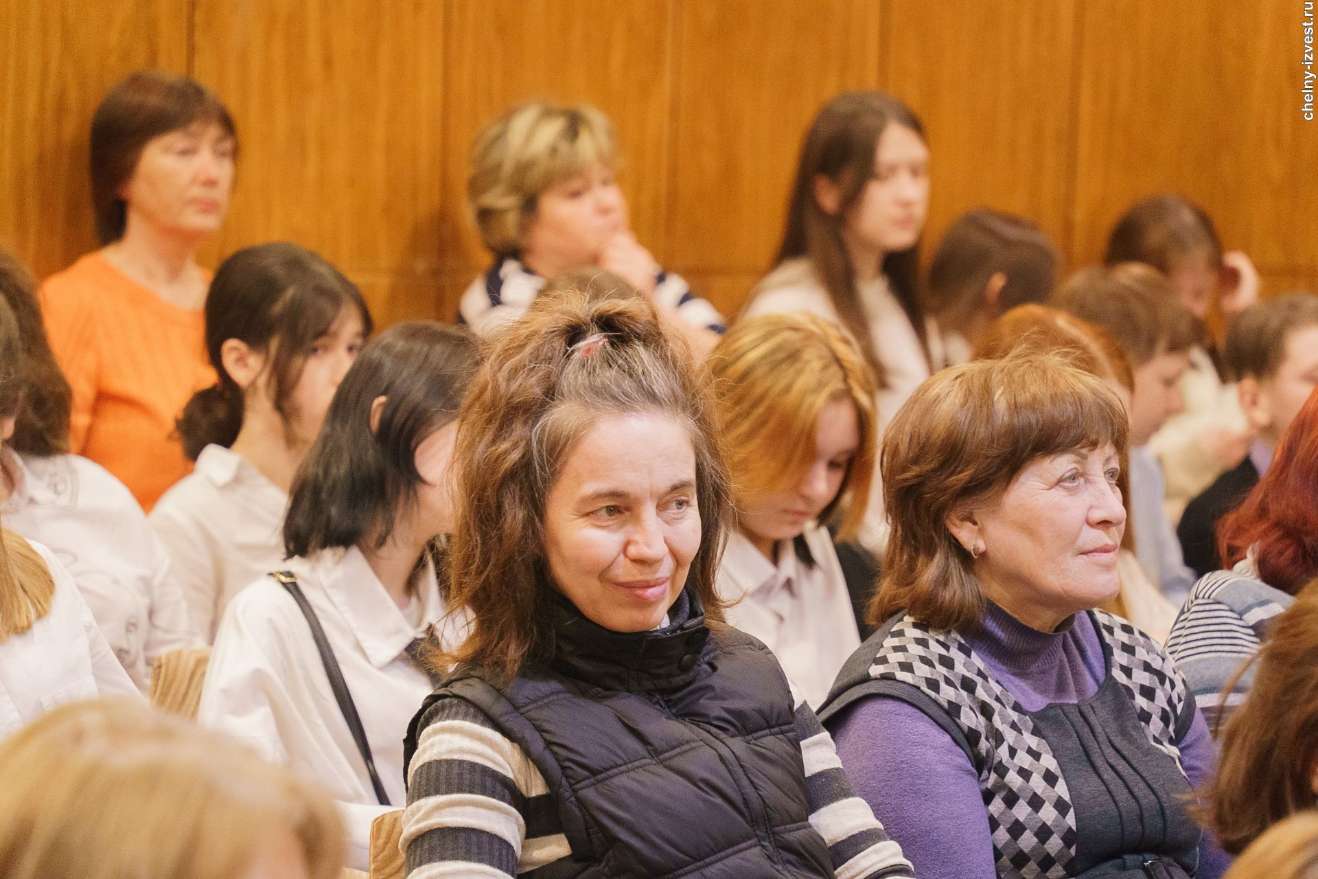 Нина Самарина: «Своих персонажей я не люблю, я их понимаю»