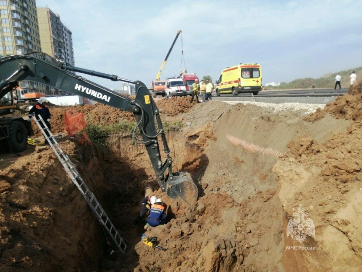 В Набережных Челнах рабочего на стройке насмерть засыпало грунтом |  11.07.2023 | Набережные Челны - БезФормата