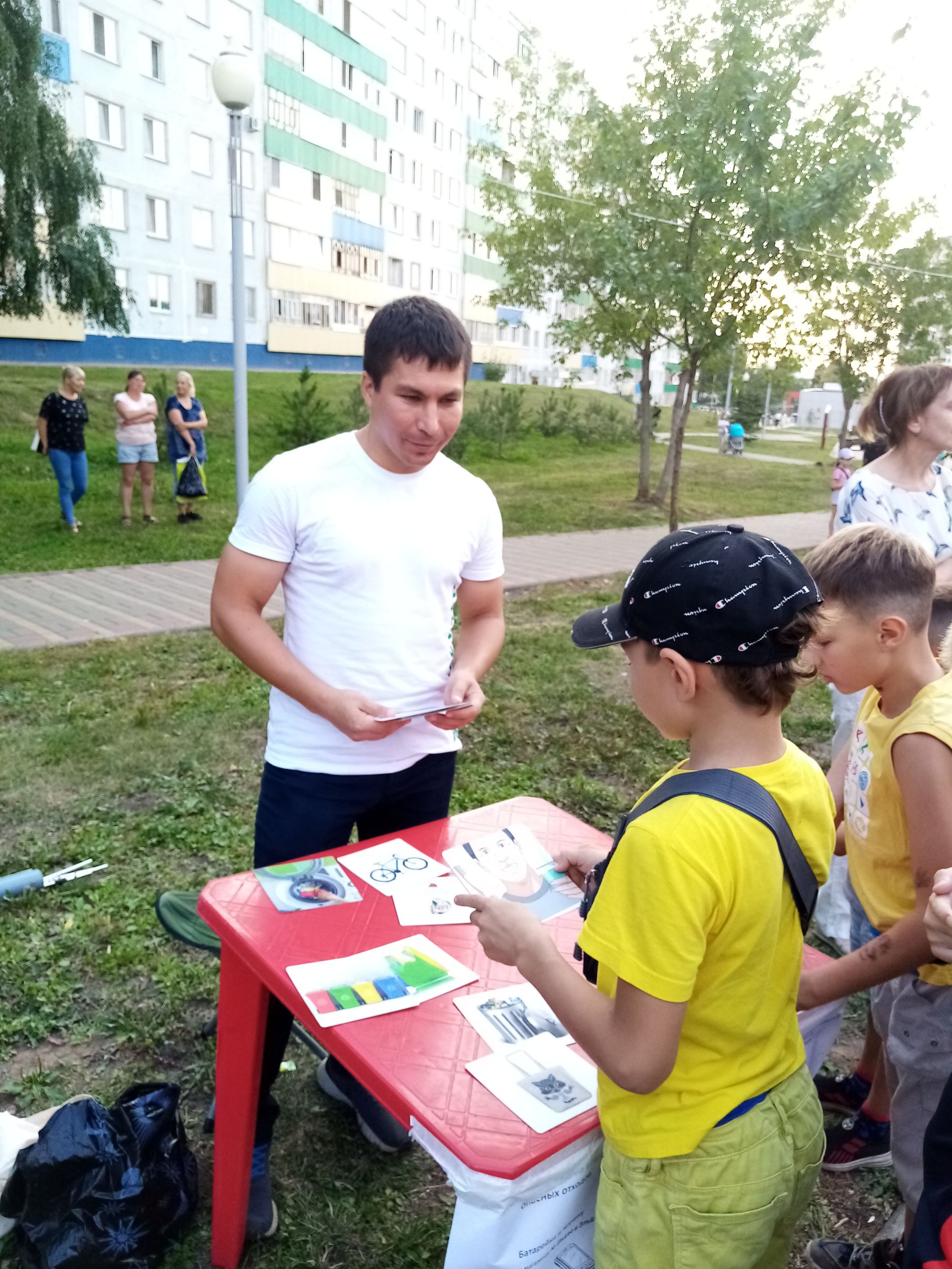 Экоактивист Гусев: «Самая большая вредная привычка – это автомобиль» |  18.07.2023 | Набережные Челны - БезФормата