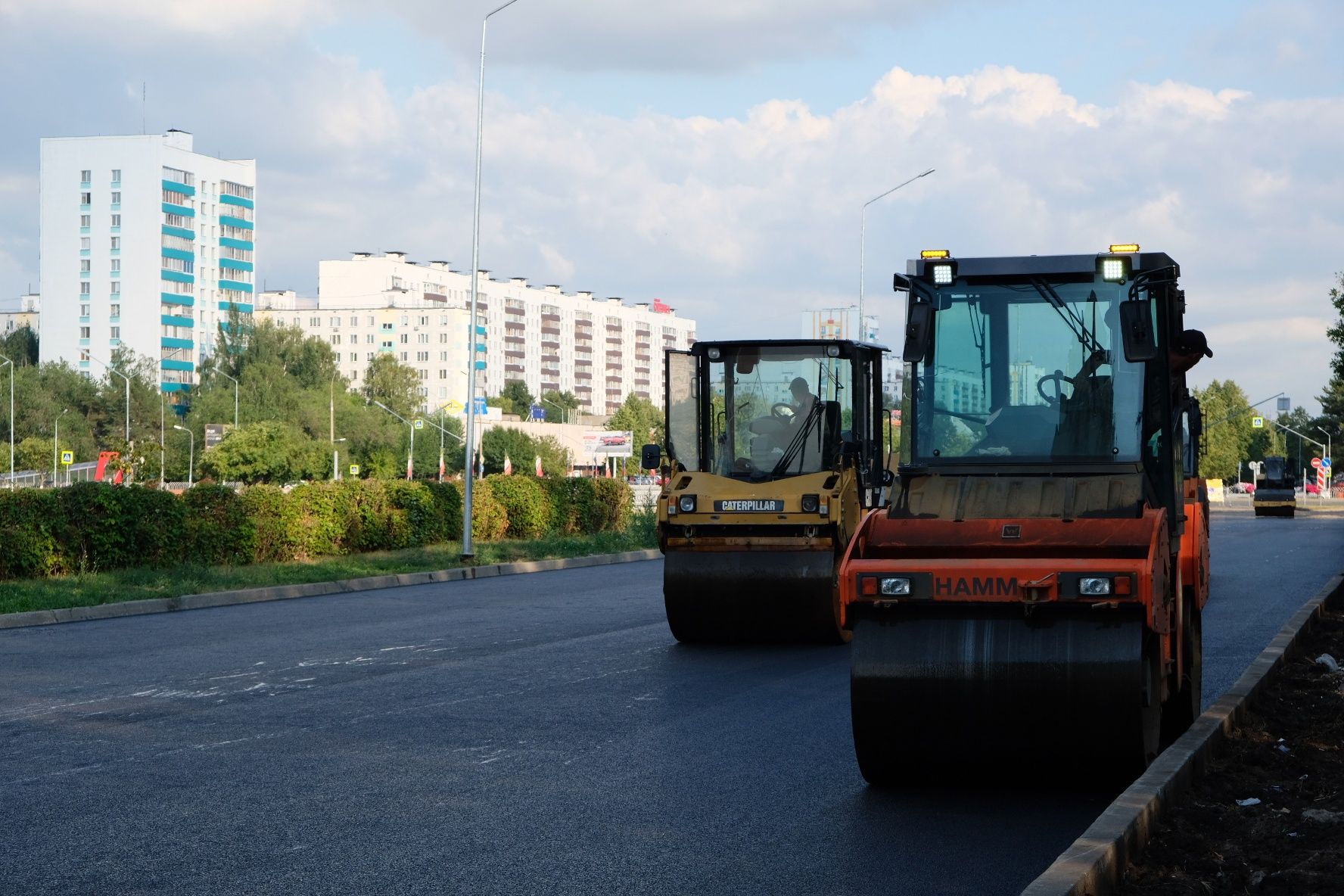 Депутат попросил расширить местную дорогу у ТЦ «Глобус» до 9 метров |  03.08.2023 | Набережные Челны - БезФормата