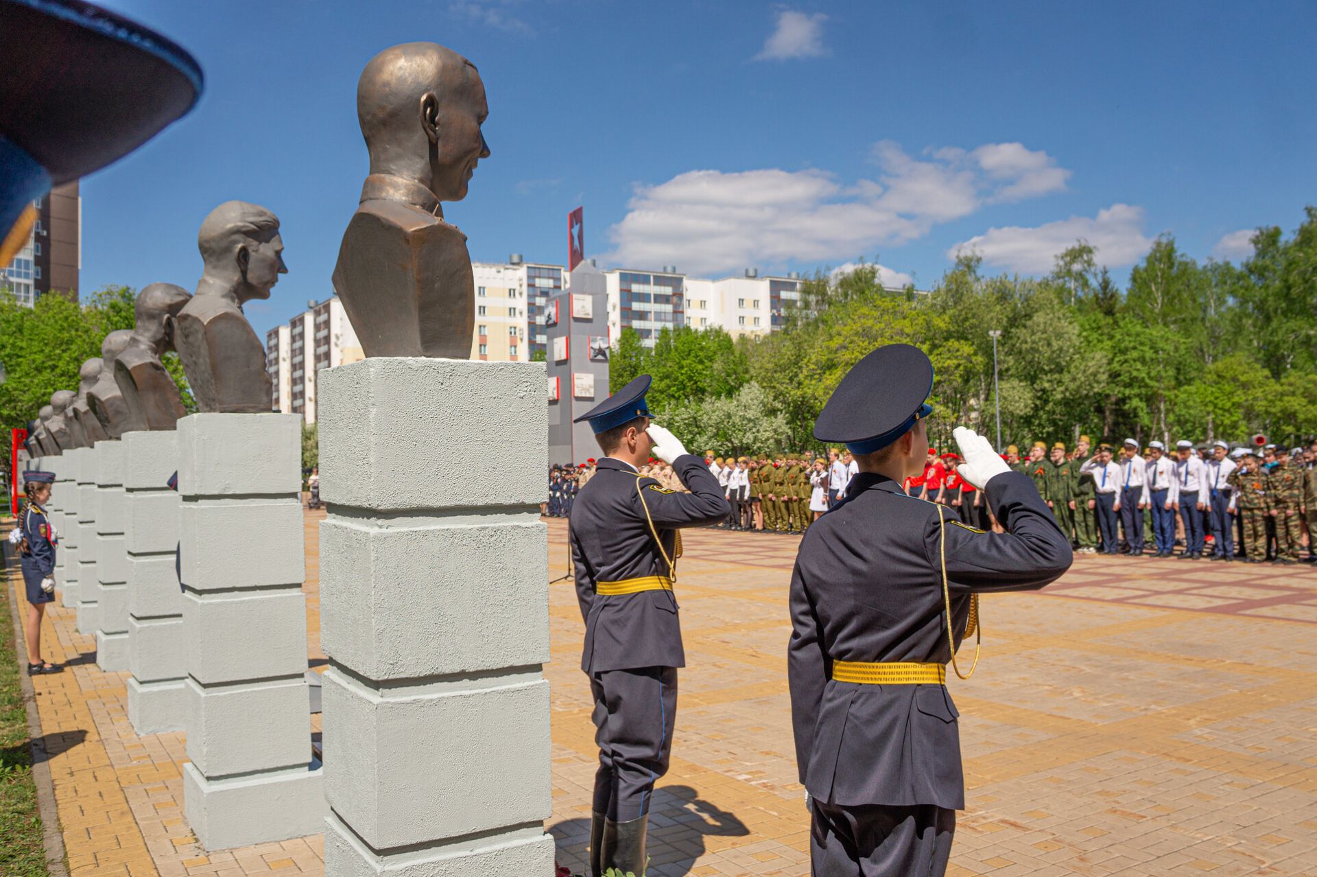 Аллея героев в Челнах