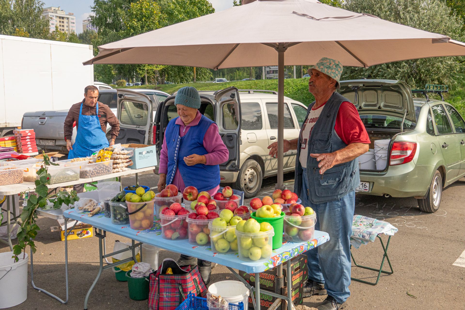 Первая осенняя ярмарка в Челнах