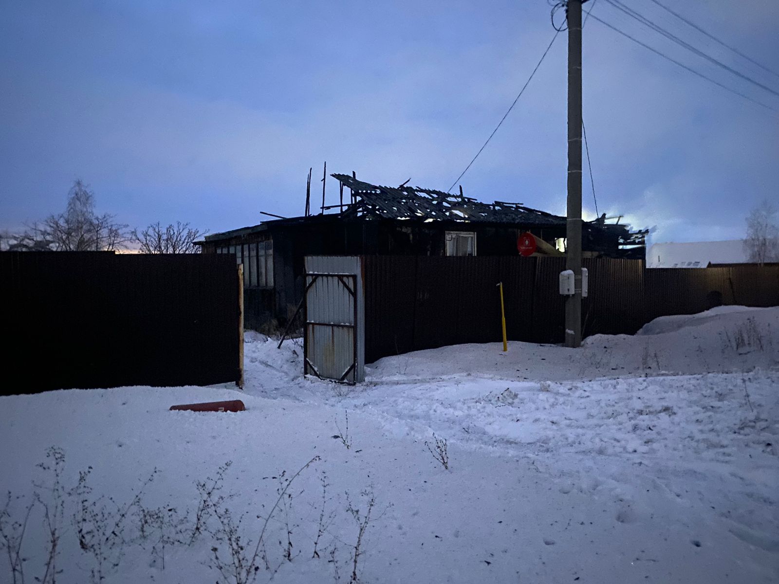 В Тукаевском районе сгорел дом, где проживали две семьи