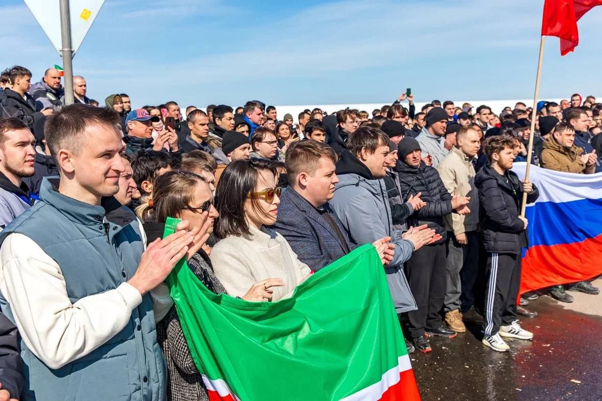 Минниханов поблагодарил студентов «Алабуга Политех» за выдержку при атаке  дронов