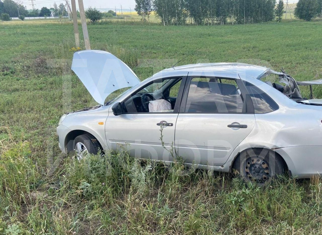 В Татарстане после столкновения с микроавтобусом погибла пассажирка «Гранты»