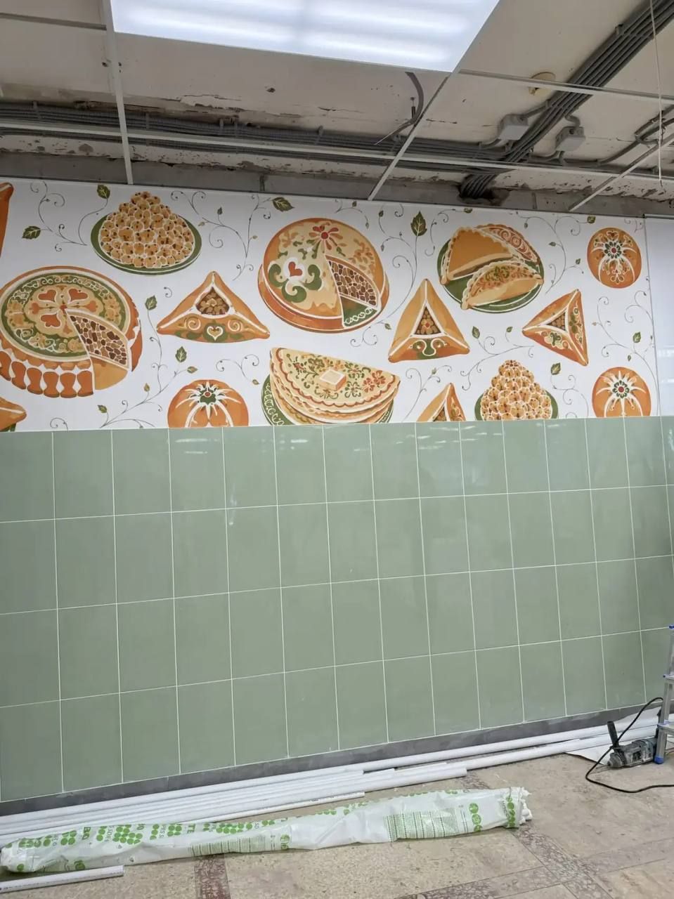 барельеф в школе 22