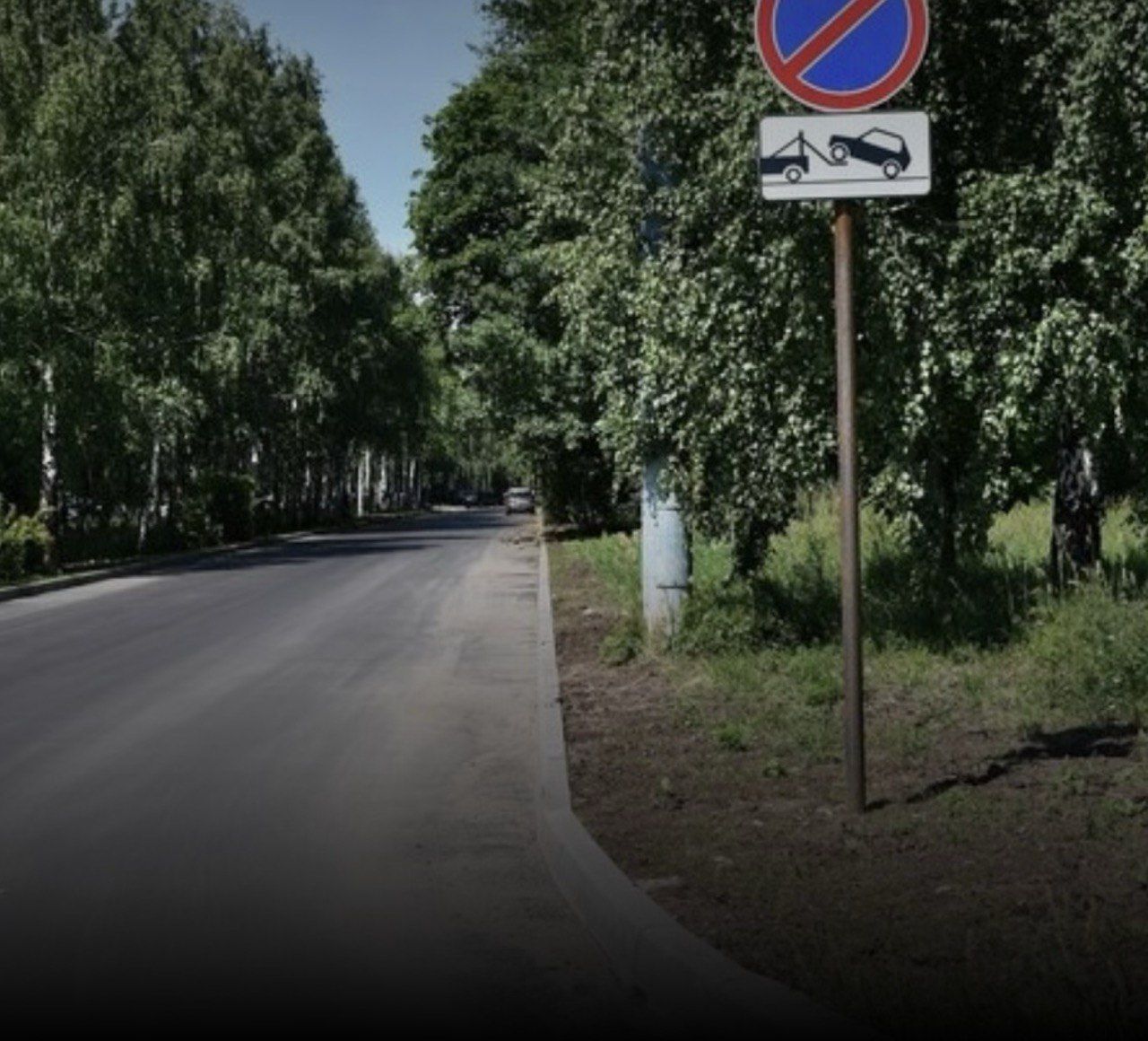 На территории завода доступны три оборудованные автостоянки