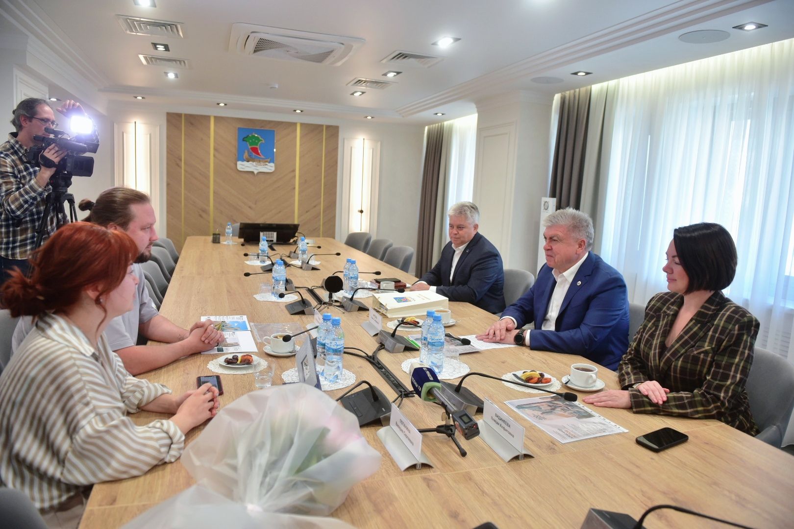 Наиль Магдеев поздравил художника с заслуженной победой