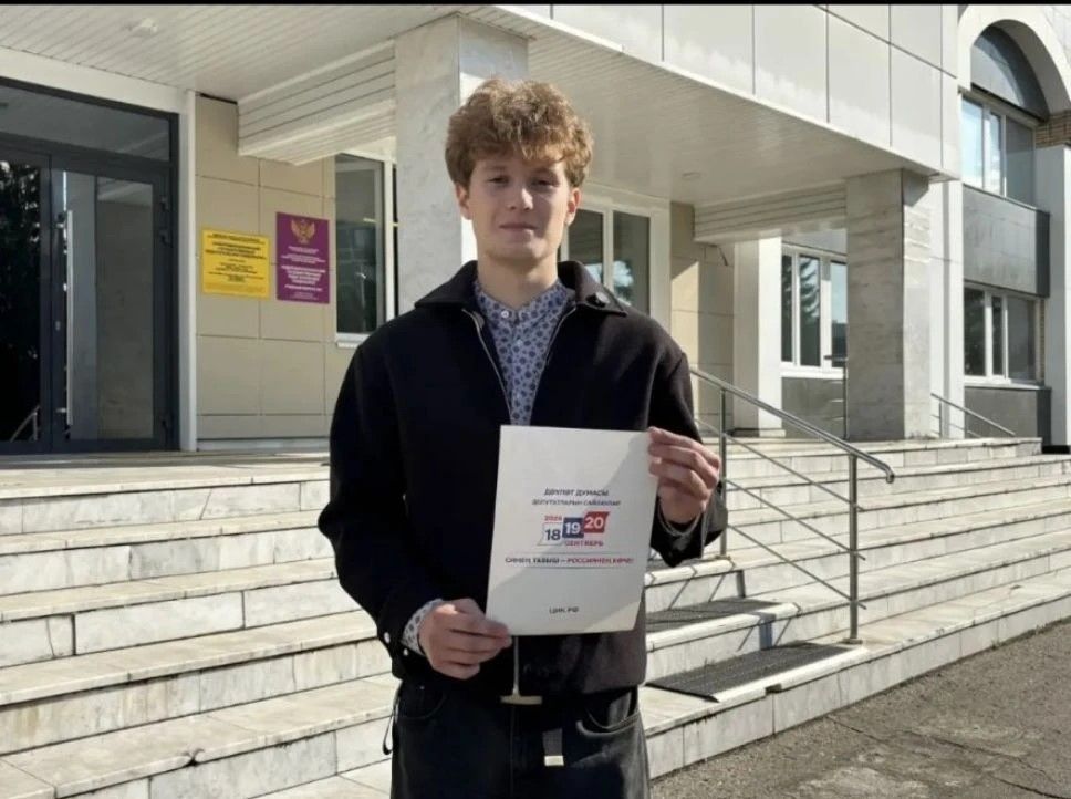Ярослав пришёл на выборы, продолжая семейную традицию