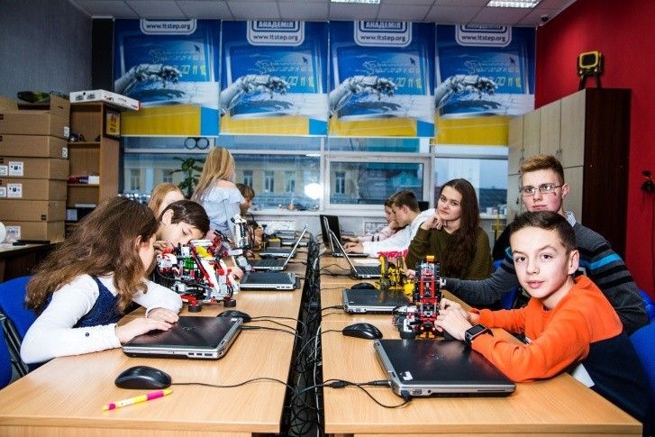 Где в Челнах учат детей зарабатывать на ИТ-технологиях