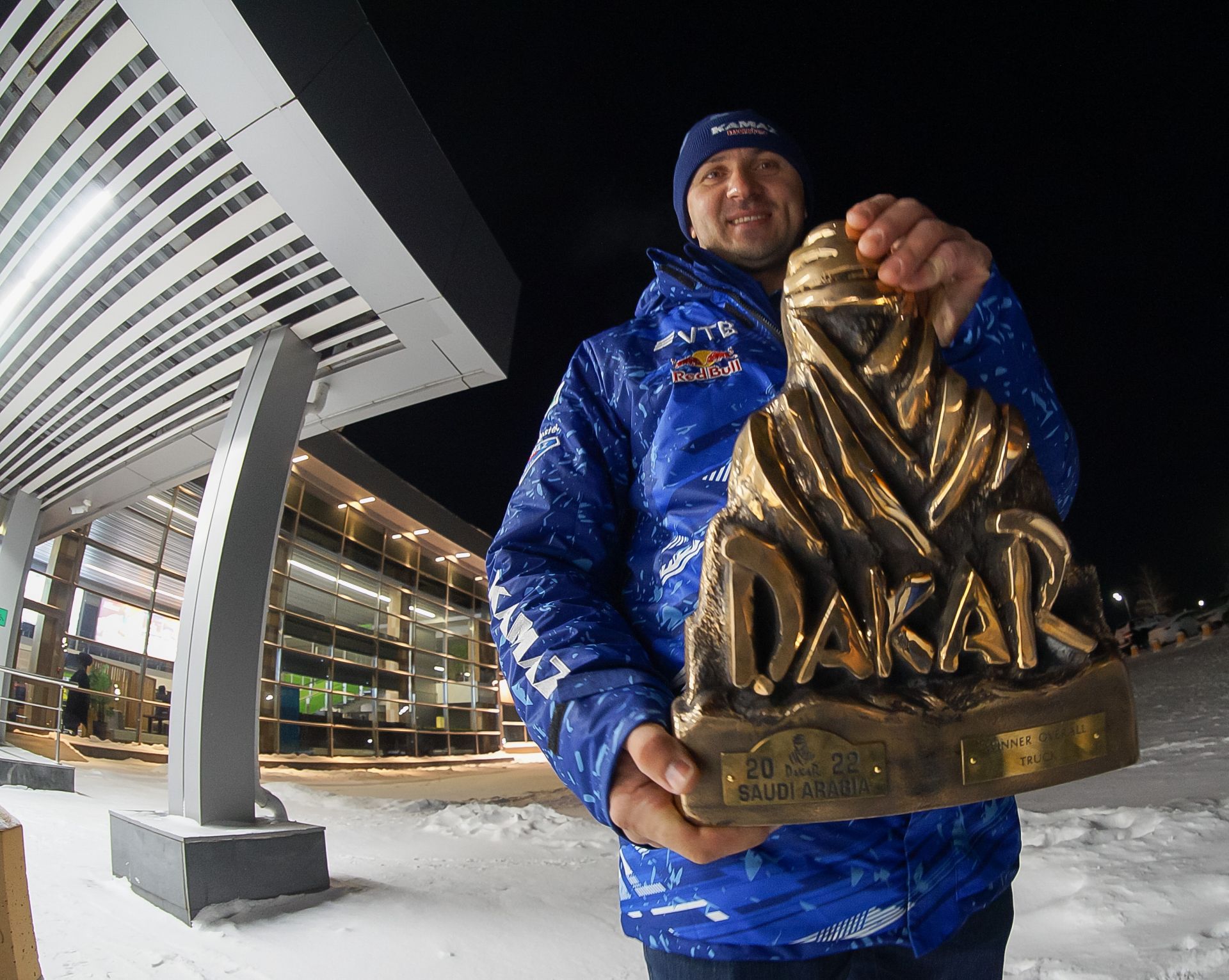 Абсолютные чемпионы «КАМАЗ-мастер» ждут возвращения на «Дакар» команды «МАЗ»