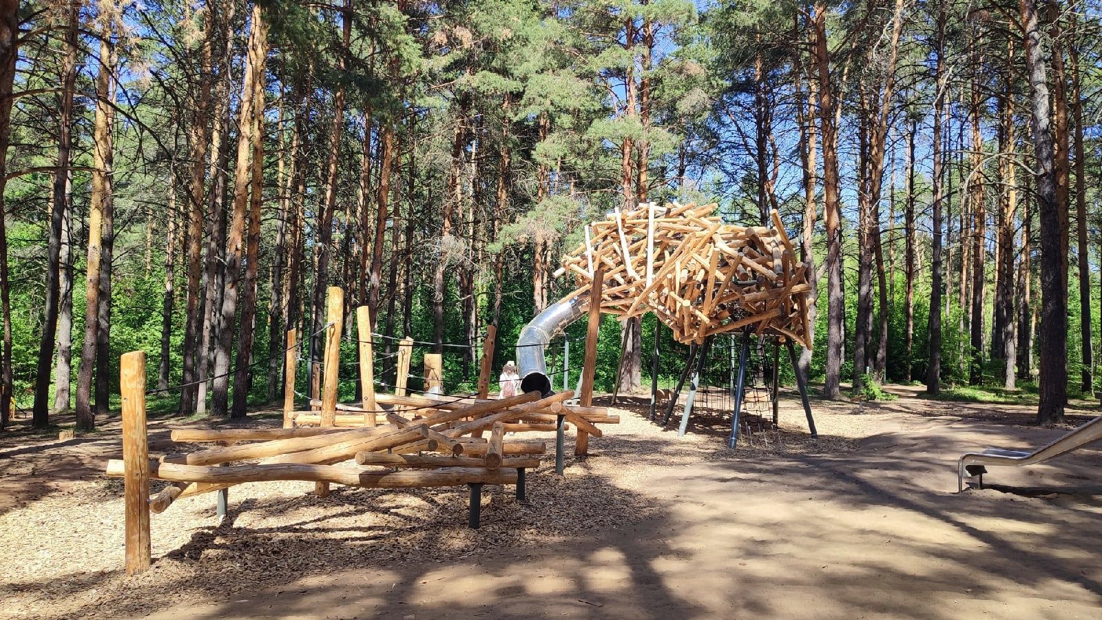 Что нового появилось в парке «Прибрежный» накануне лета | 19.05.2023 | Набережные  Челны - БезФормата