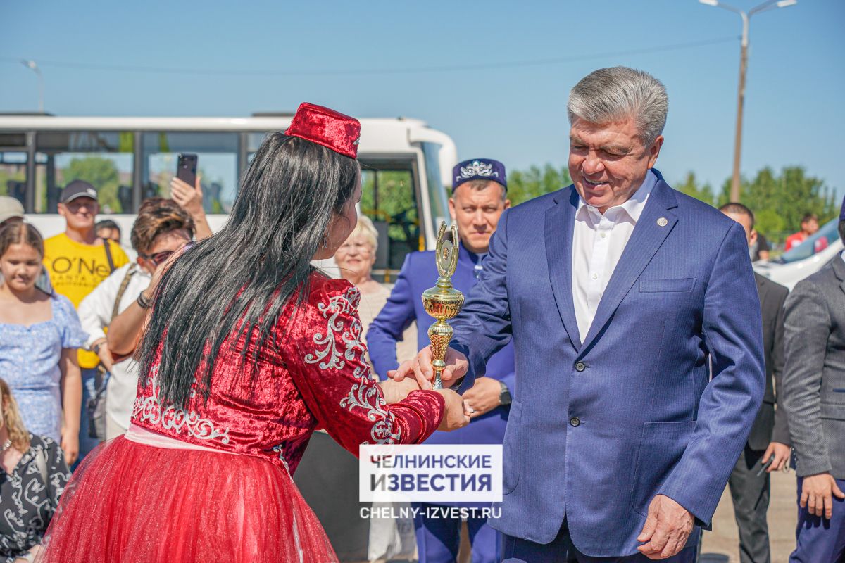 В Набережных Челнах назвали победителей скачек "Сабантуй-2023"