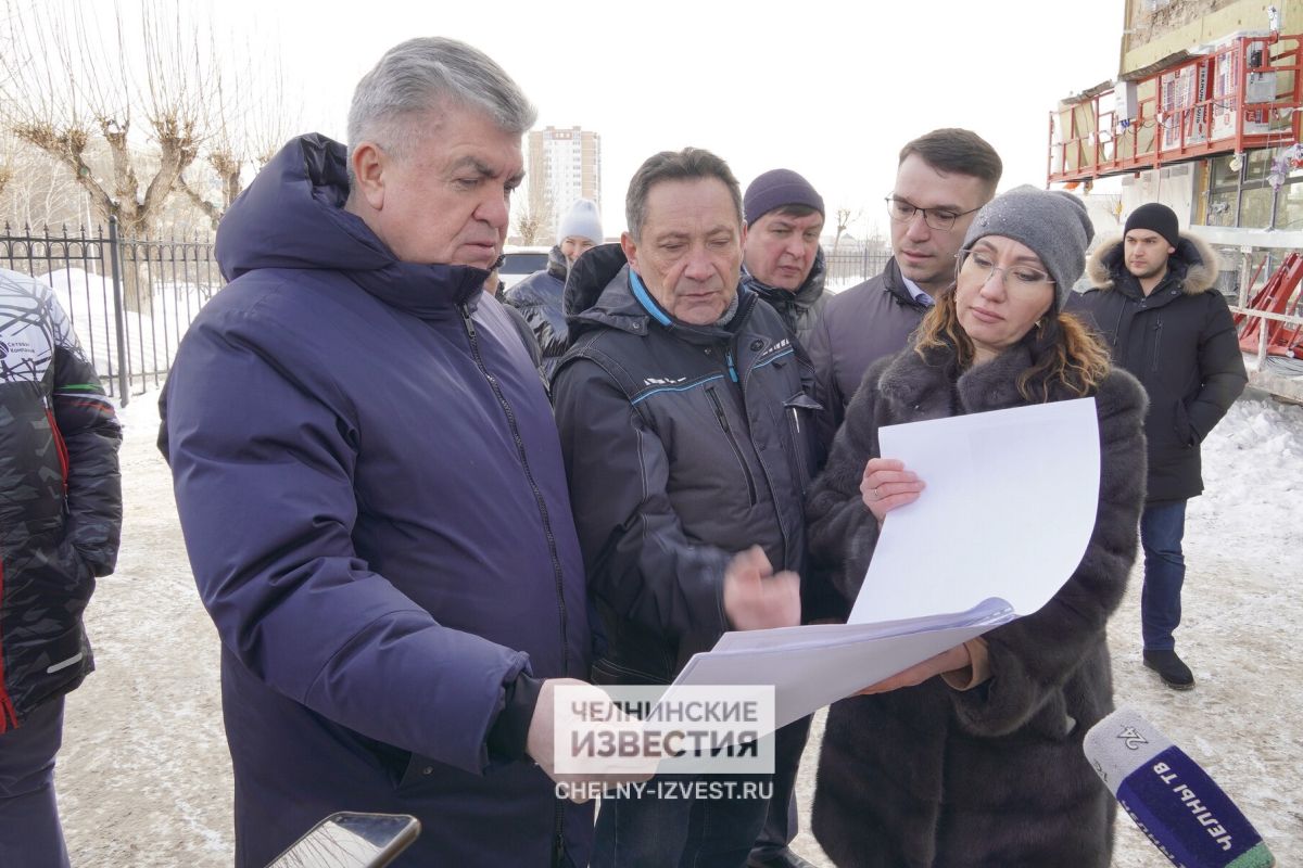 «По сути это реконструкция»: мэр Челнов оценил ход ремонта «Олимпийского»