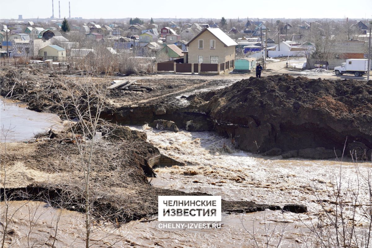 Жилой комплекс «Притяжение» в Челнах уходит под воду