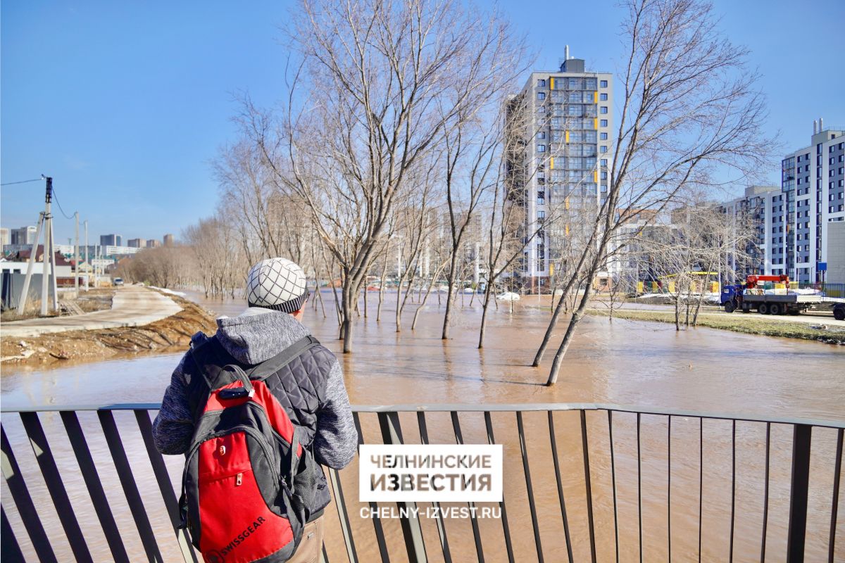 Жилой комплекс «Притяжение» в Челнах уходит под воду