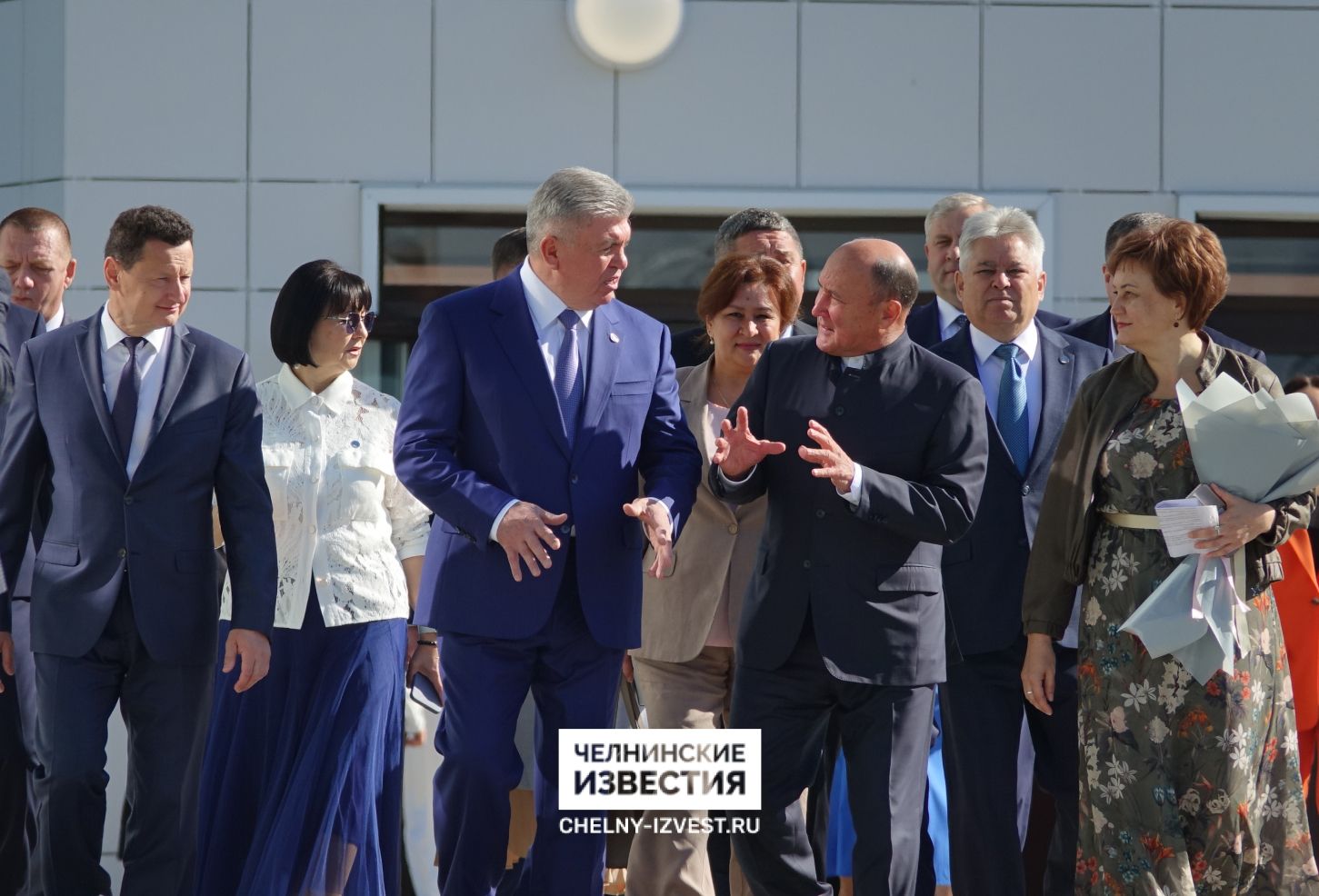 В День знаний в Набережных Челнах открыли новую школу