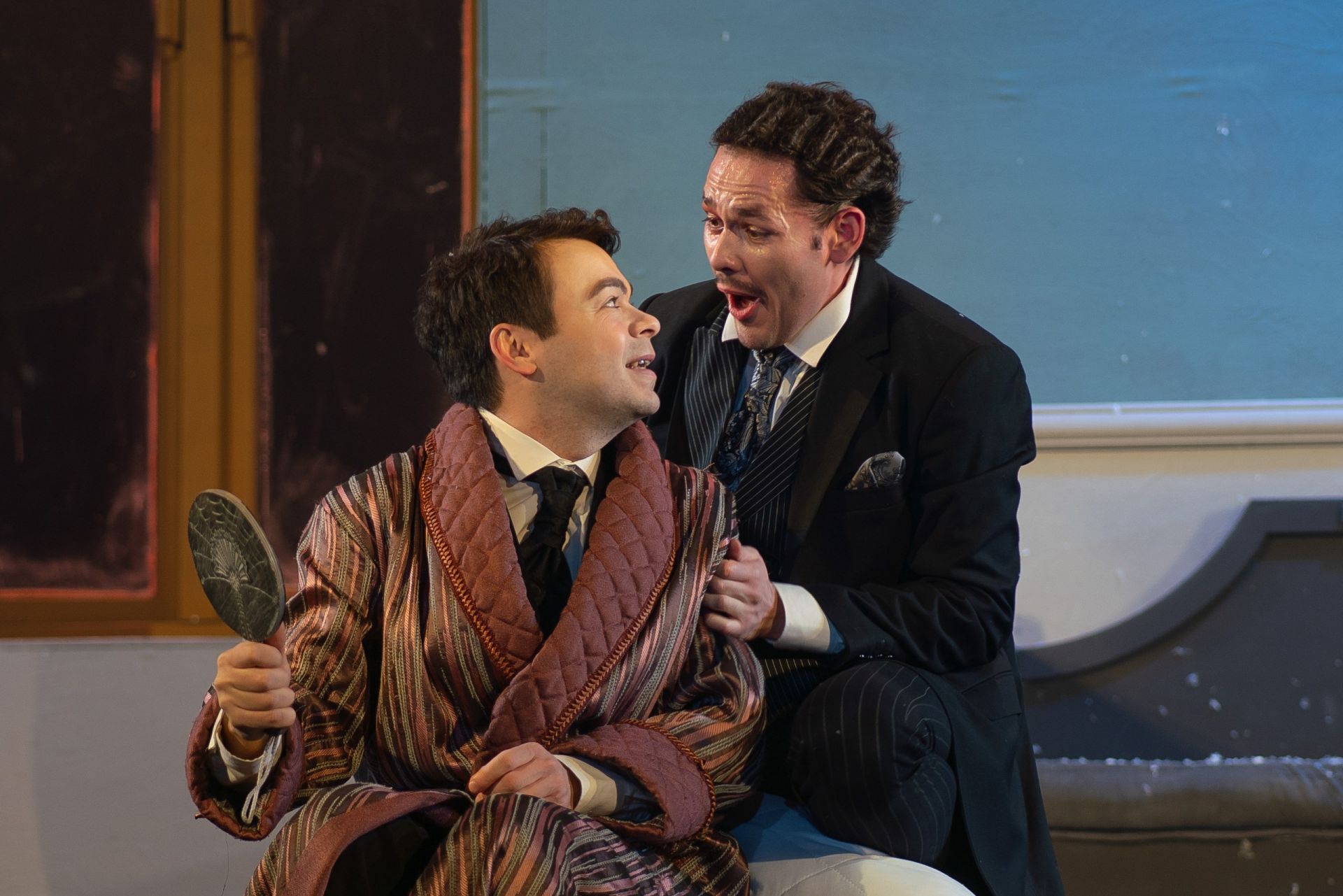 В Челнах премьера «Женитьбы» прошла под  ритмы группы «АBBA»