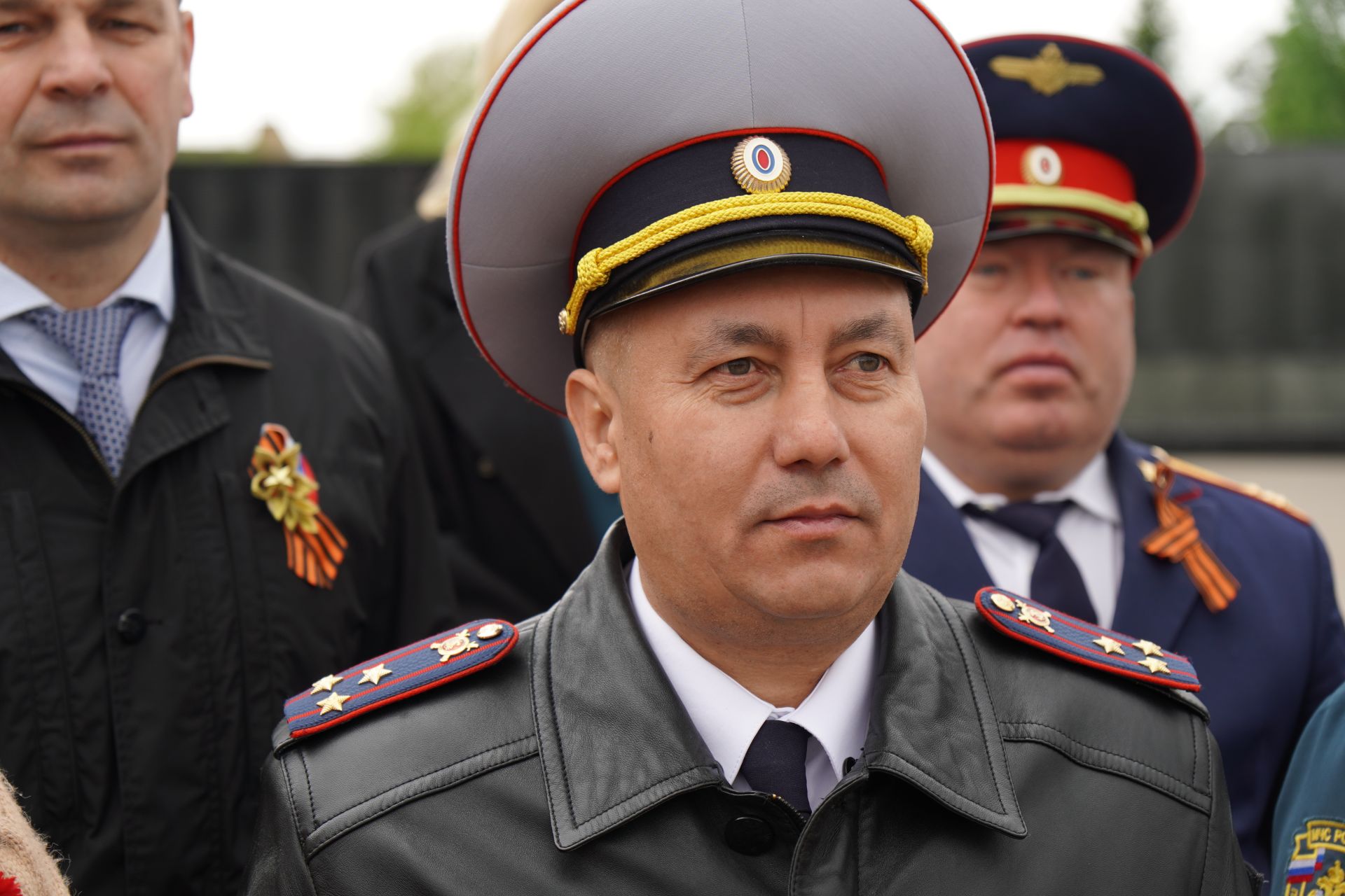 Большой фоторепортаж: как в Челнах отпраздновали День Победы