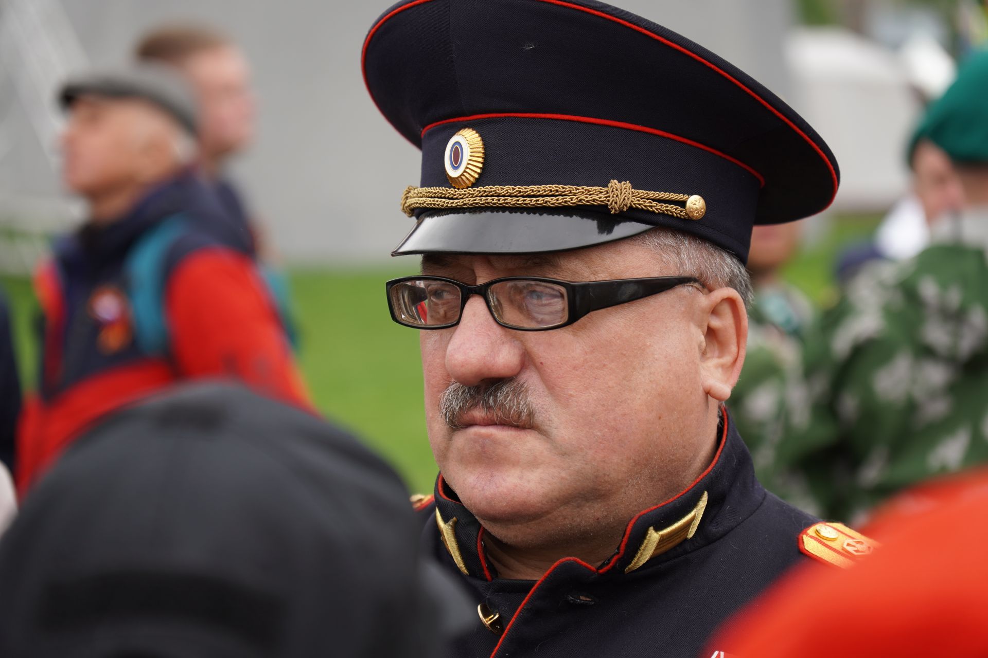Большой фоторепортаж: как в Челнах отпраздновали День Победы