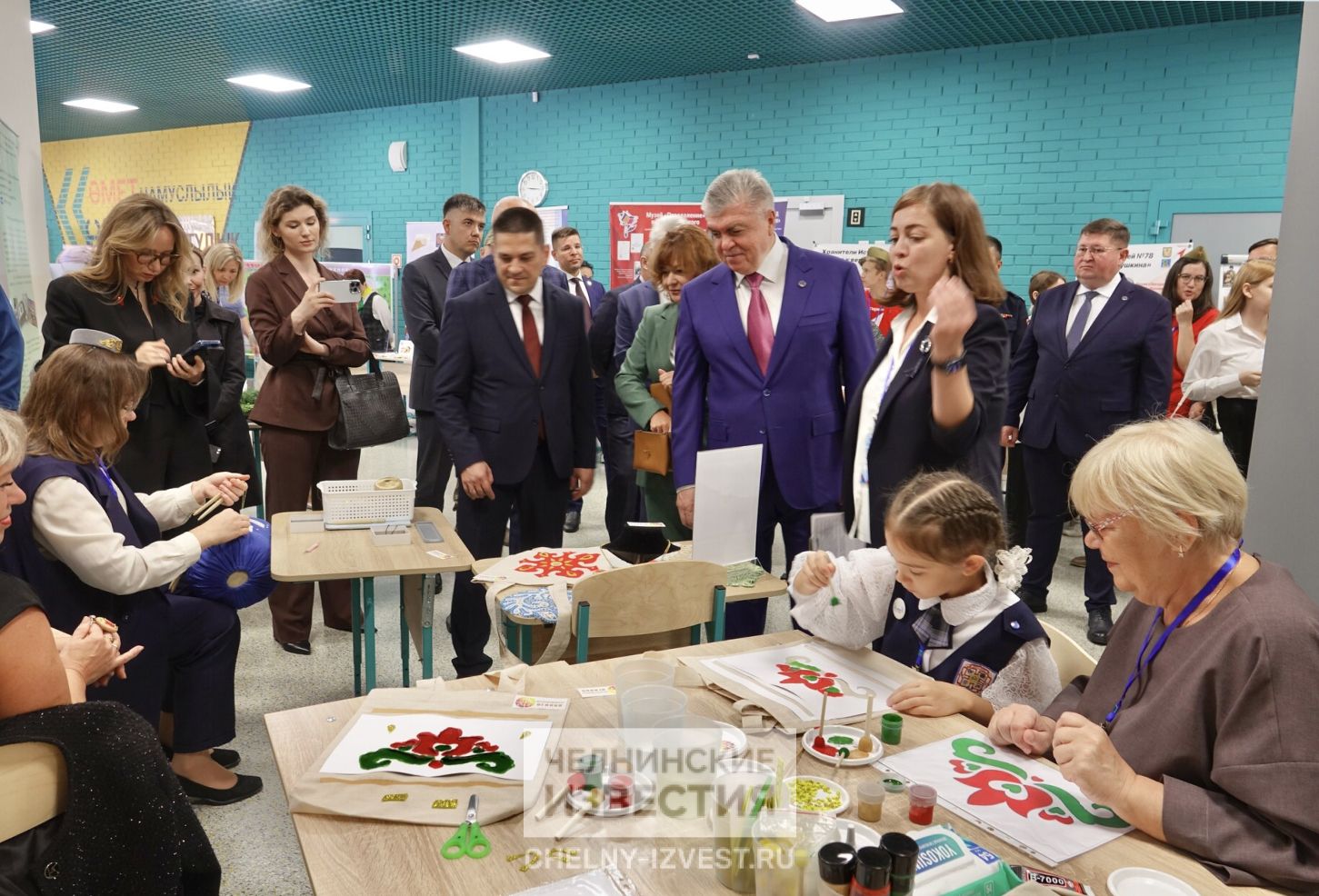 Блины, спилс-карта и сувениры к 400-летию: что показали участникам педконференции