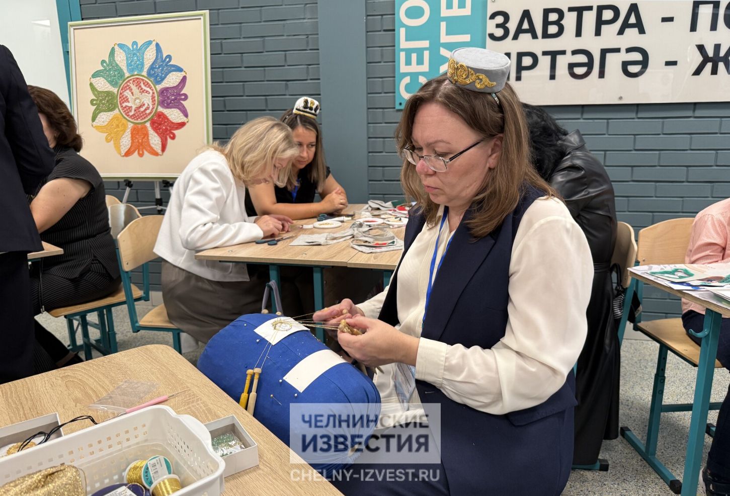 Блины, спилс-карта и сувениры к 400-летию: что показали участникам педконференции