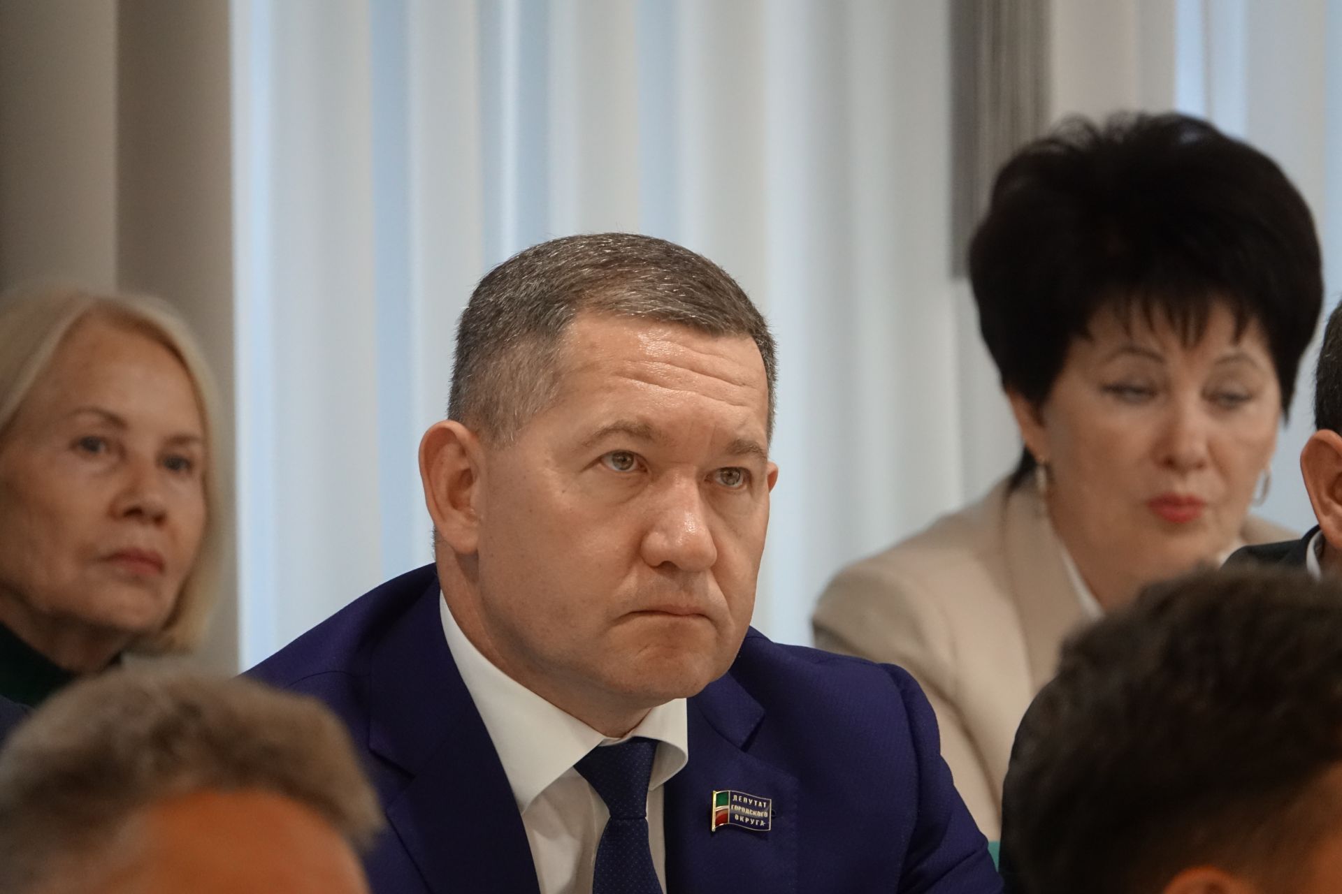 О долголетии, мегасвалке и мигрантах: как в Челнах выбирали мэра