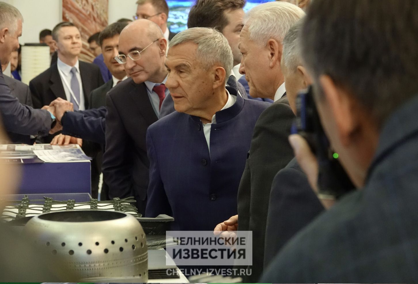 Вертолет и танец робота: как в Челнах отметили День машиностроителя