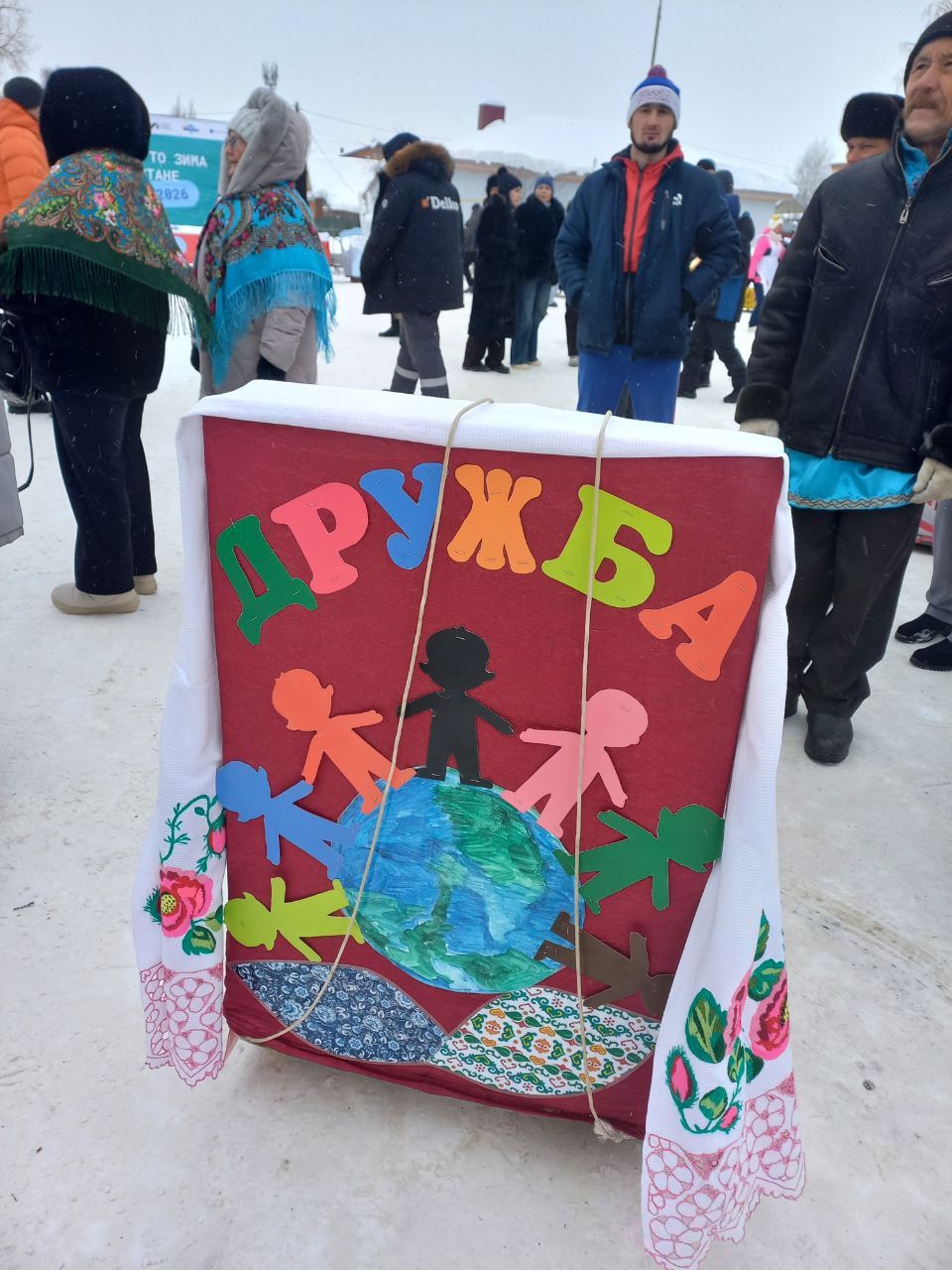 Фото: чем удивил челнинцев фестиваль креативных санок в Мамадыше