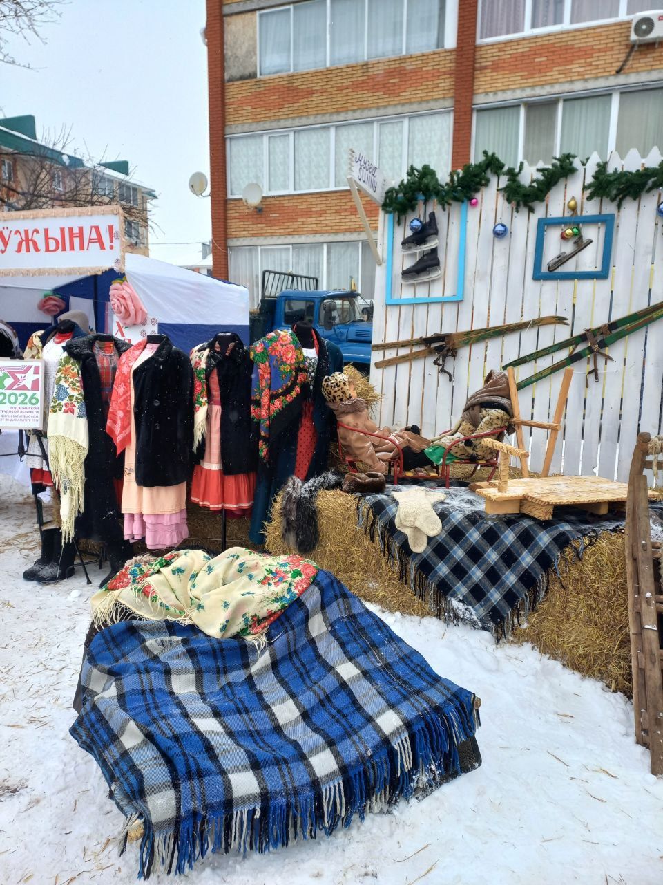 Фото: чем удивил челнинцев фестиваль креативных санок в Мамадыше