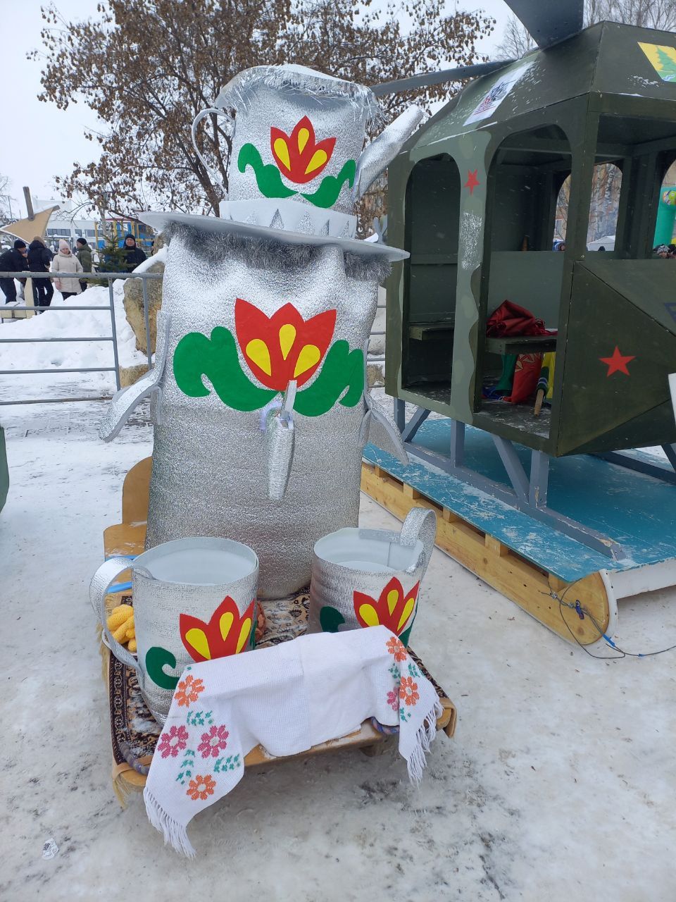 Фото: чем удивил челнинцев фестиваль креативных санок в Мамадыше