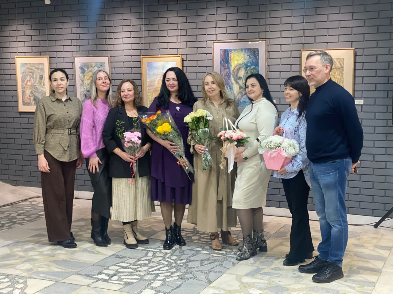 От виртуальной – к реальной: в Челнах открылась выставка Лилии Мустафиной-Хазиевой