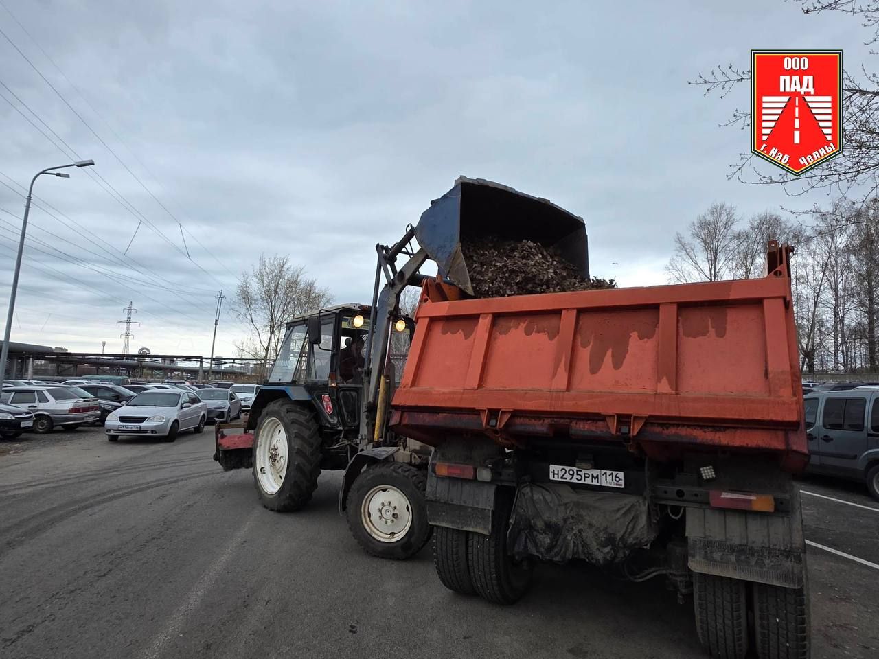 В Набережных Челнах на субботник вышли почти 3 тысячи человек