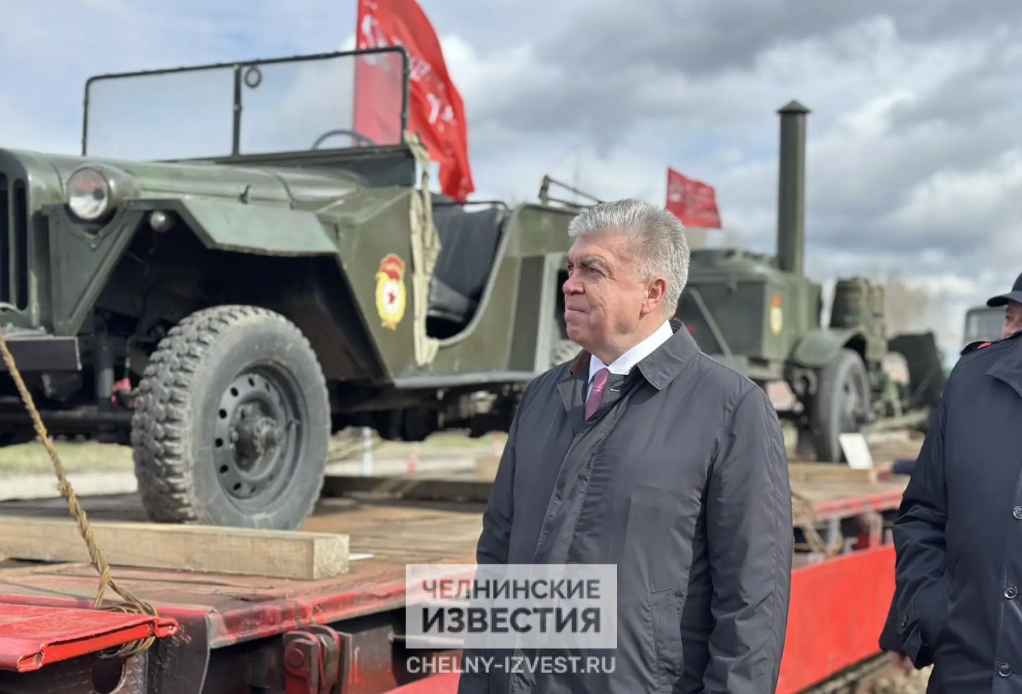 Фото: в Набережные Челны прибыл «Паровоз Победы»