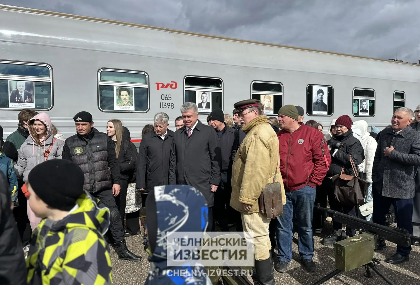 Фото: в Набережные Челны прибыл «Паровоз Победы»