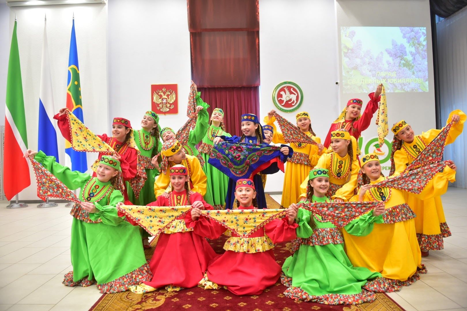 Фото: 15 пар отметили золотую свадьбу во Дворце торжеств Челнов