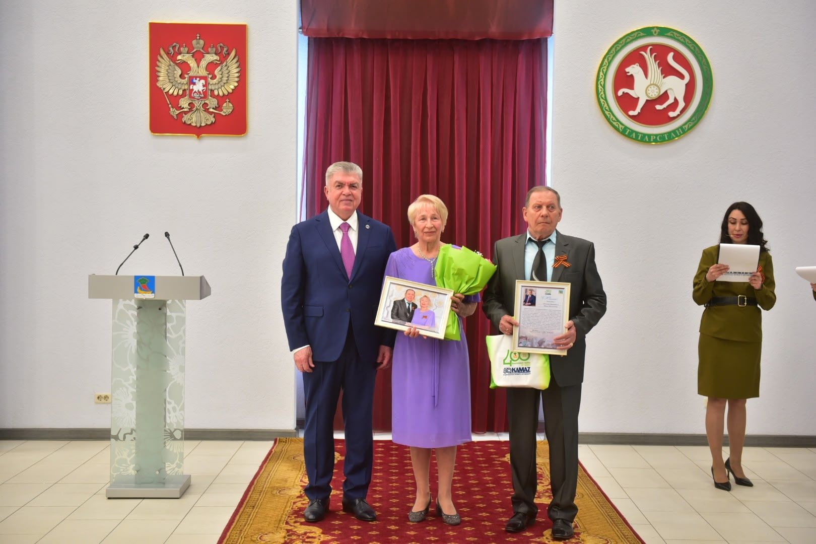 Фото: 15 пар отметили золотую свадьбу во Дворце торжеств Челнов