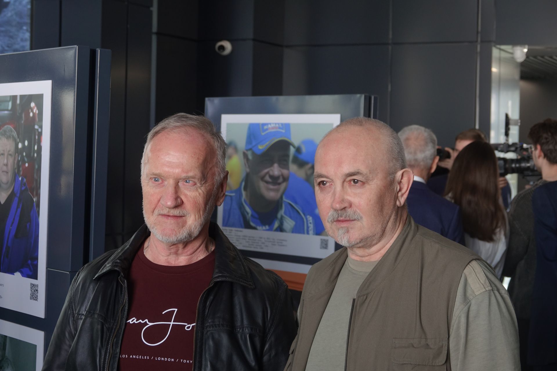 На выставке в Челнах показали уникальные фото работников КАМАЗа