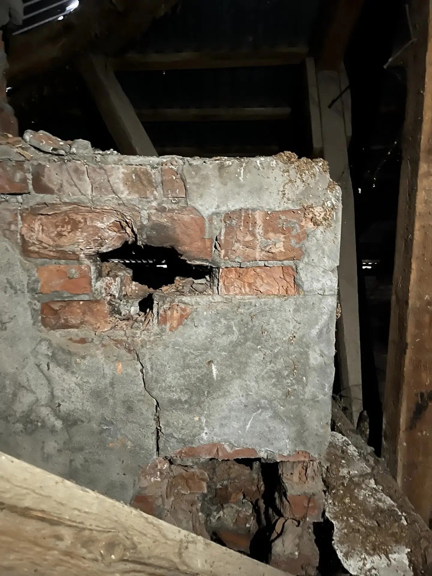 Под Челнами обнаружили дом, где полностью отсутствует тяга в вентканалах