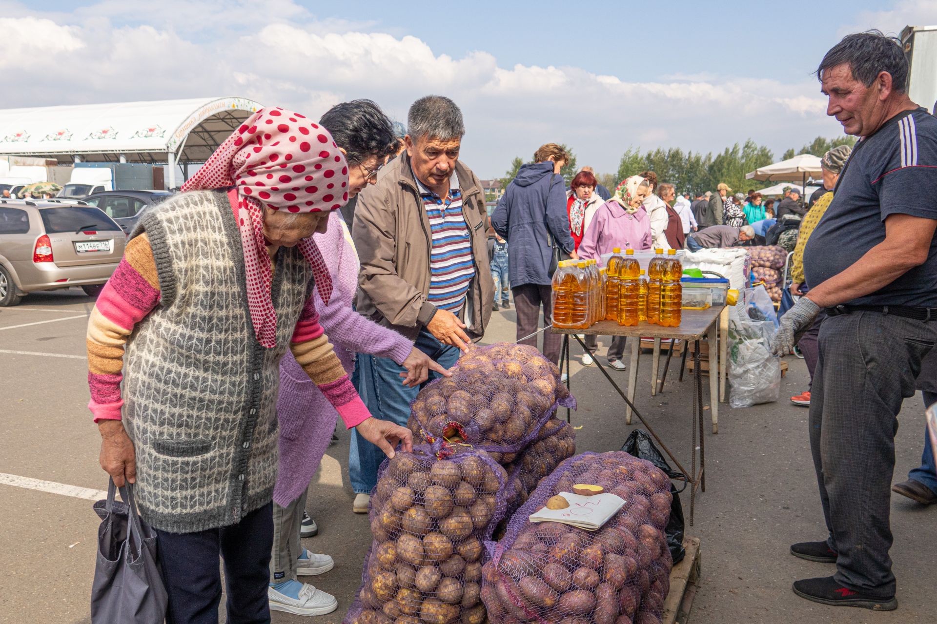 Первая осенняя ярмарка в Челнах: цены и ассортимент
