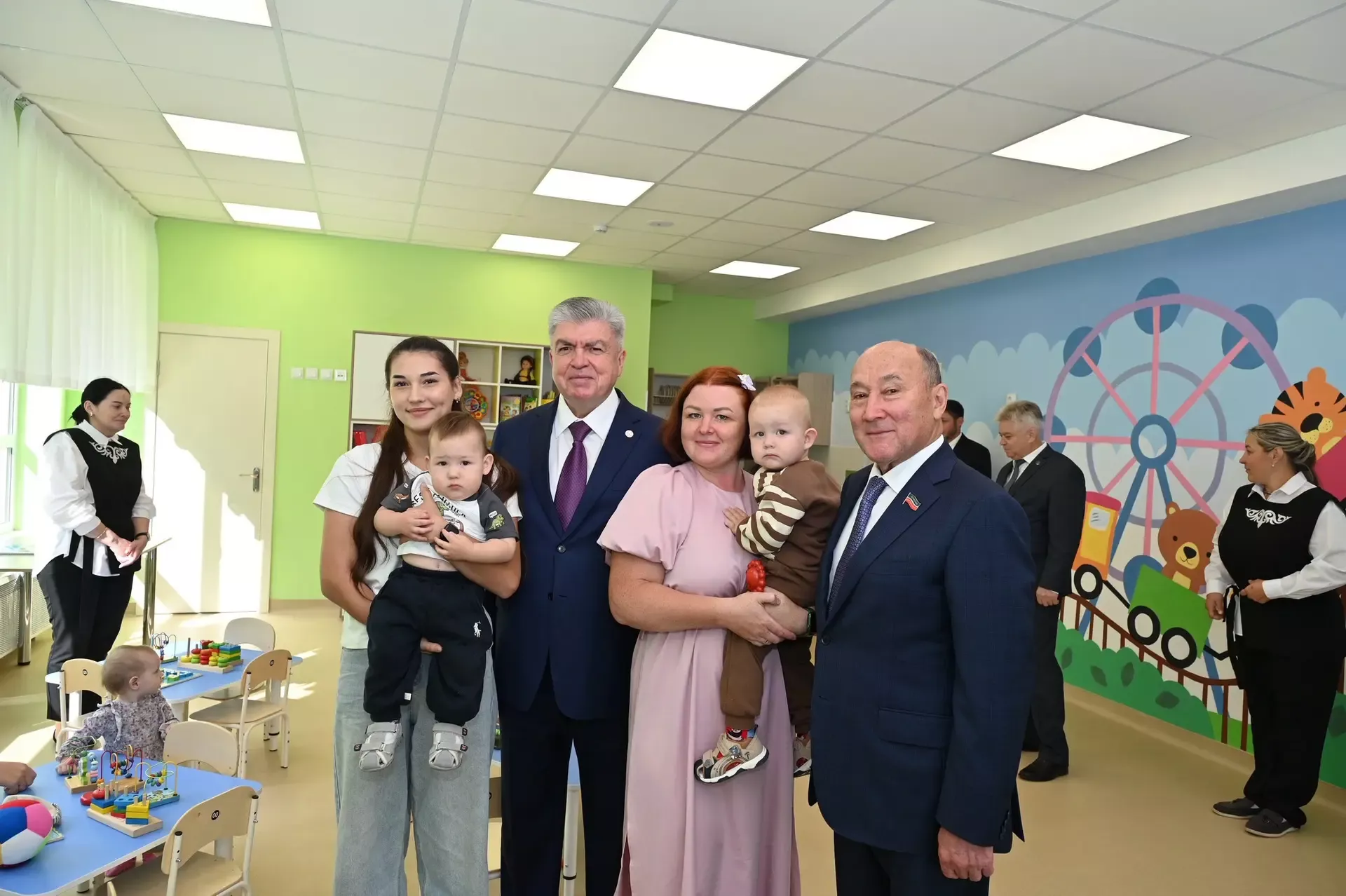 Спикер Госсовета Татарстана оценил обновленный детсад и музыкальную школу в Челнах