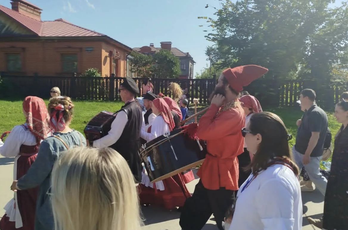 В Свияжске повара приготовили авторскую уху и раздали ее бесплатно