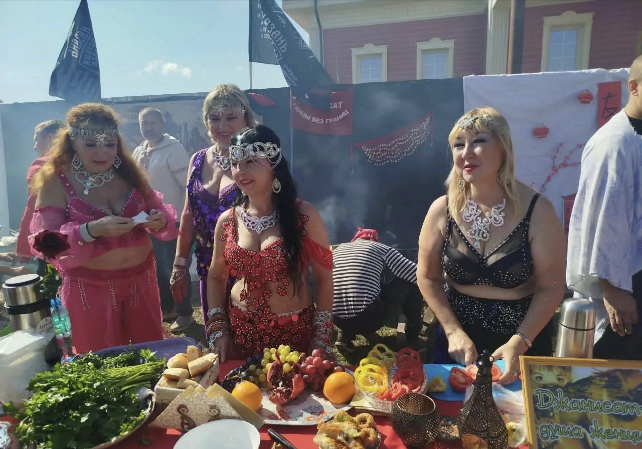 В Свияжске повара приготовили авторскую уху и раздали ее бесплатно